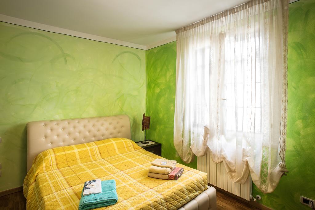 B&B La Petite Maison Puegnago Oda fotoğraf
